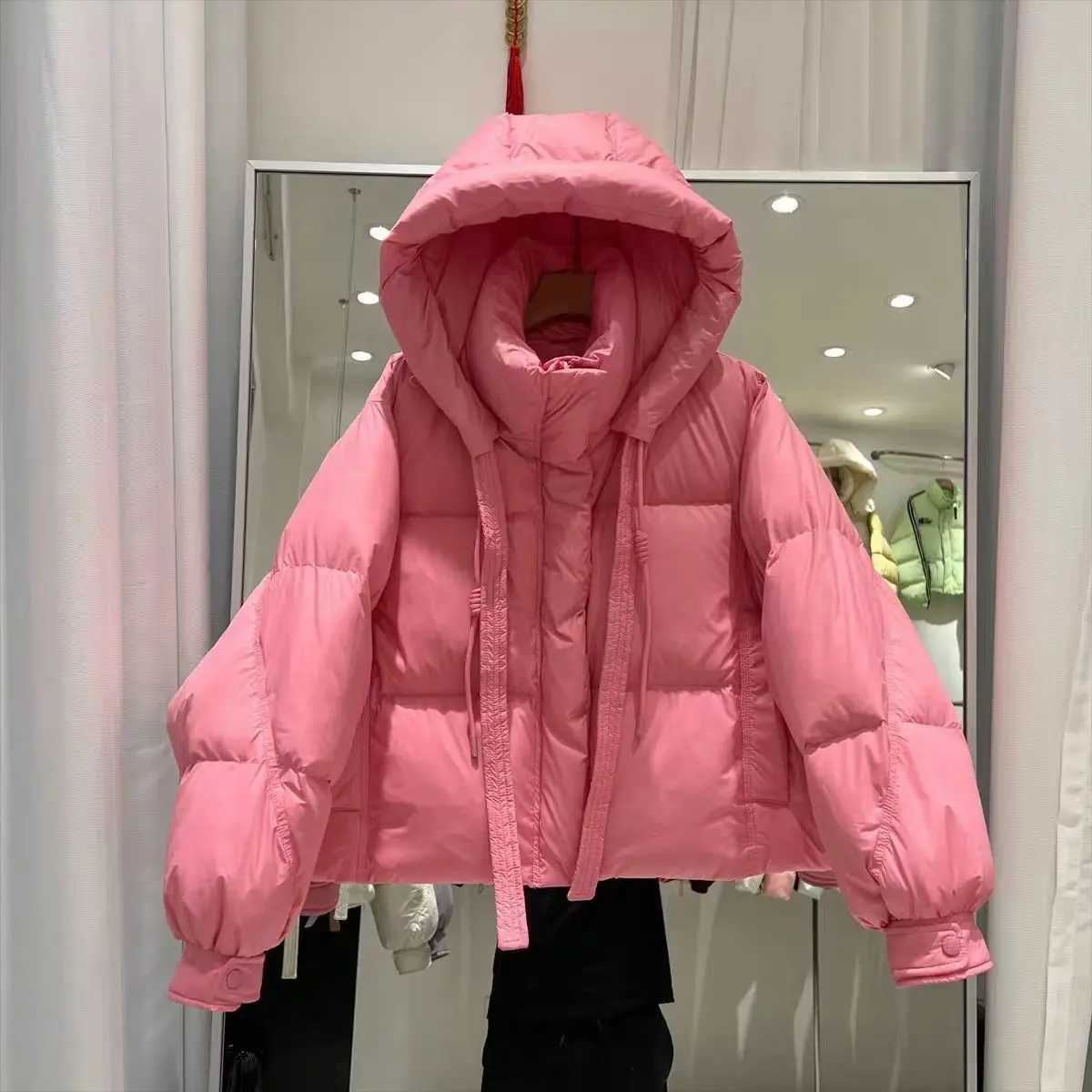 Women's Down Parkas 2024 New Ribbon Down Jacket Womens Ultra Short Hooded Thick Loose Jacket Womens Winter Jacket Y241019OGLO