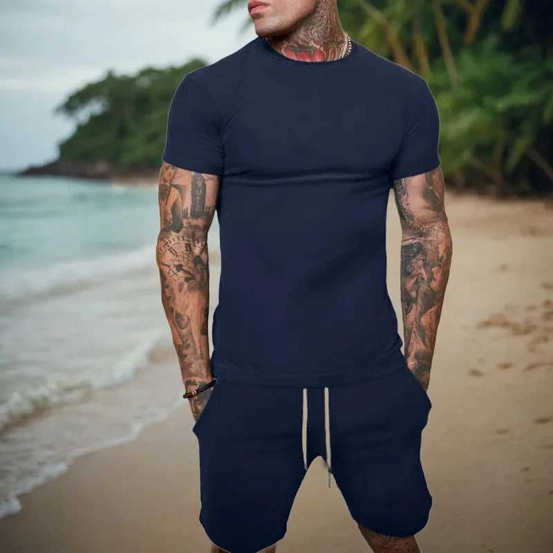2024 New Mens Sportswear Short Sleeve T-shirt and Sportswear Summer Casual Jogging Pants Set Mens Two Piece Set W241018