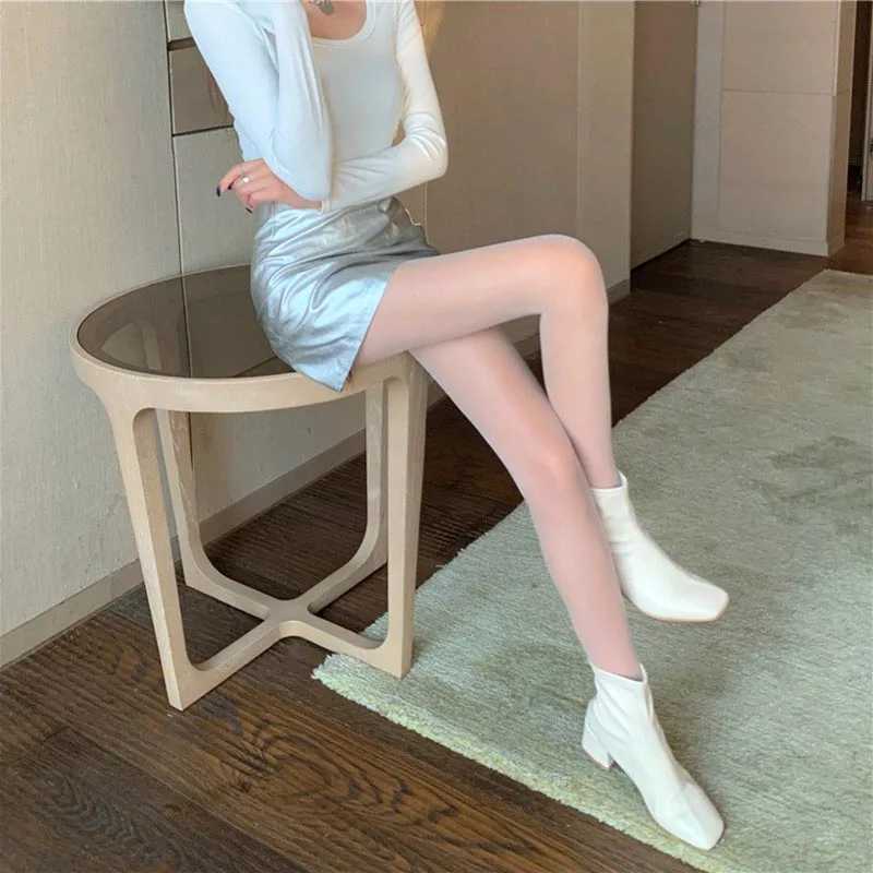Socks Hosiery Sexy Black White Lolita Swt Pearlescent Bling Stockings Bottomed Pantyhose Japanese Goth Stocking Hot Classic Tights Y24083306P8Z