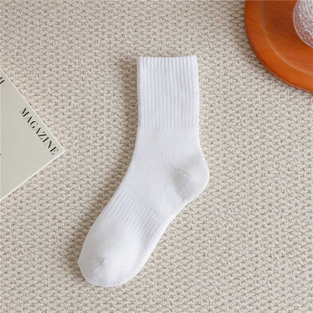 1pr Warm Autumn Winter Terry Earth Color Series Brown Color Thick Winter Womens Athletic Socks Womens Mid Tube StockingsXJ241019