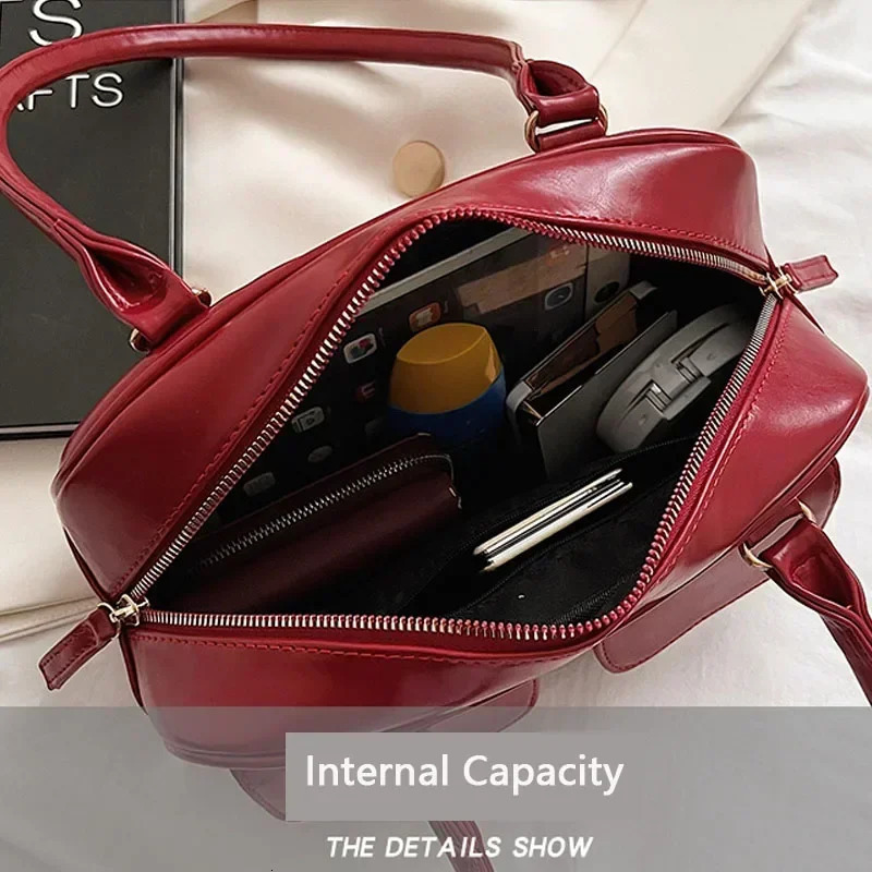 Retro Red Womens Backpack Stray Bag Patent Leather Multi Pocket er Handbag Womens Shoulder Bag Handbag 241018