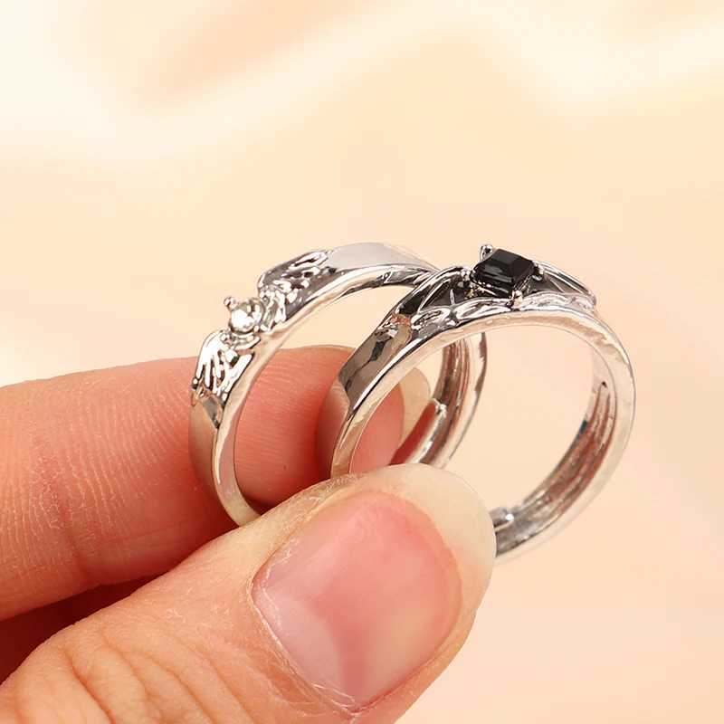 1 Angel Devil Couple Ring Female Romantic Fashion Wings Design Adjustable Engagement Ring Wedding Jewelry Y241019