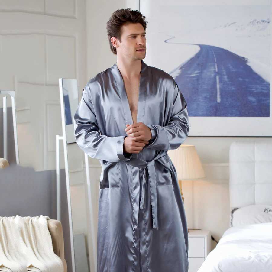 Plus Size 3XL Men Long Bathrobe Sleepwear Black Bridegroom Wedding Robe Spring Summer Sleepwear Nightwear Loose Satin Home WearXJ241018