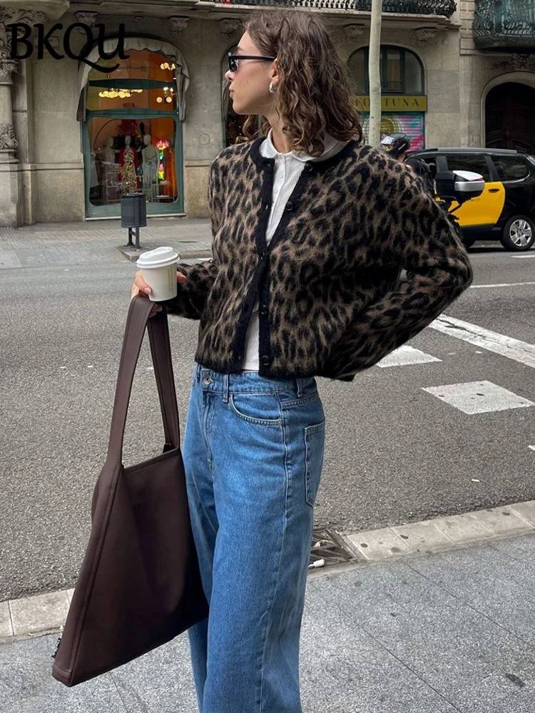 BKQU leopard print wool cardigan sweater womens loose O-neck single chest knitted jacket autumn/winter fashionable knitted jacket 241019
