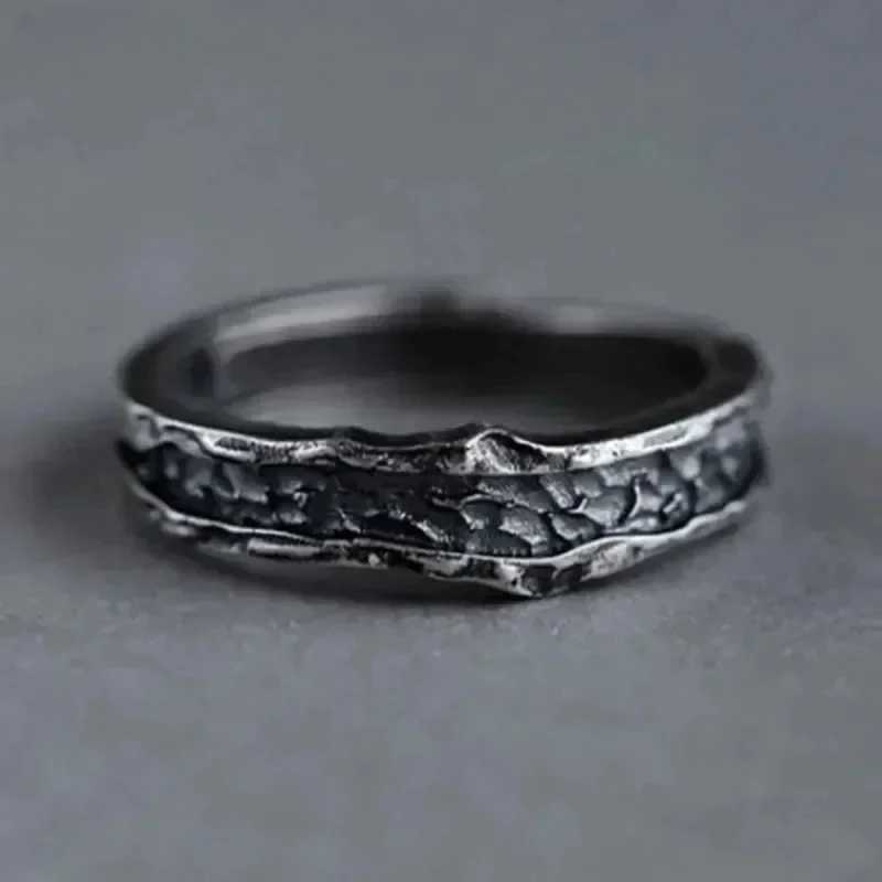 1 Rock Hip Hop Abyss Couple Ring Simple Personalized Cold Wind Ring Retro Old Student Male Female Couple Ring Jewelry Gift Y241019