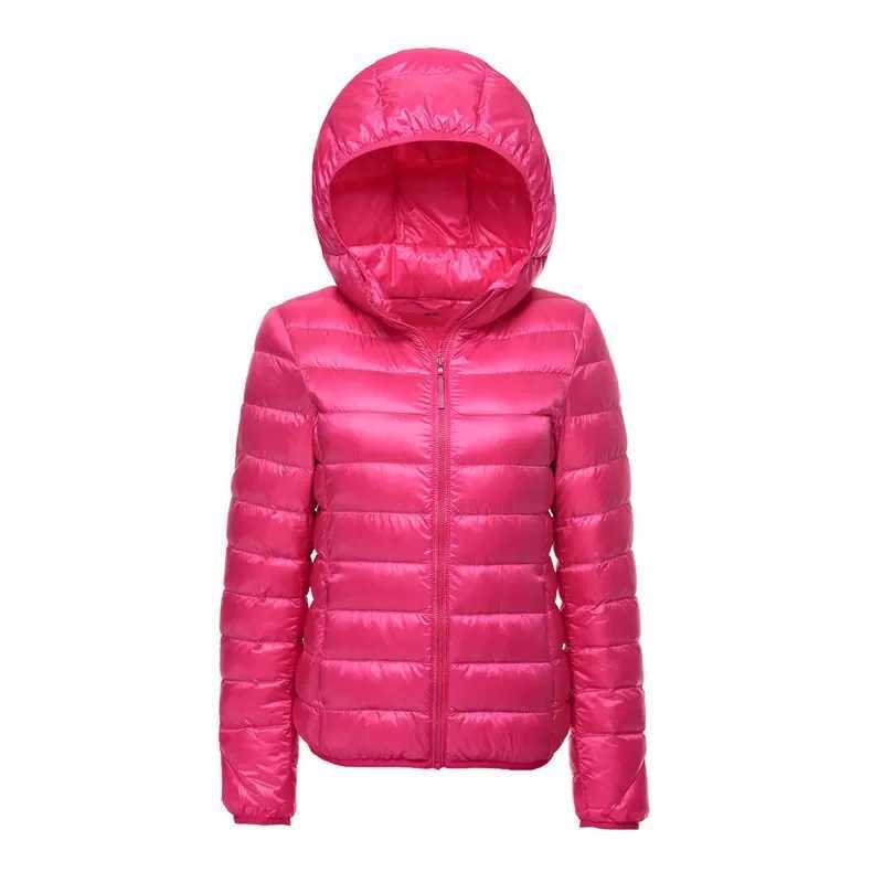 Women Hooded Short Puffer Jackets 2023 New Arrivals 90% White Duck Down Autumn Winter Ultra Lightweight Keep Warm CoatsX241019