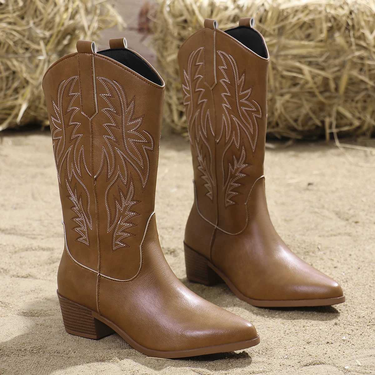 2024 Plus Size 43 Winter White Mid Leg Boots Retro Brown Cowboy Boots Womens Landing Shoes Embroidered Cowboy Boots Y241019