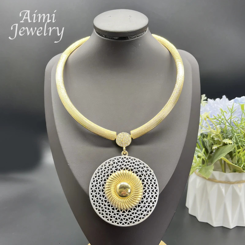 Large round pendant 18K gold-plated jewelry set suitable for womens necklaces earrings bracelets rings African brides wedding party gifts 241018