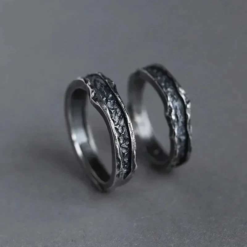 1 Rock Hip Hop Abyss Couple Ring Simple Personalized Cold Wind Ring Retro Old Student Male Female Couple Ring Jewelry Gift Y241019