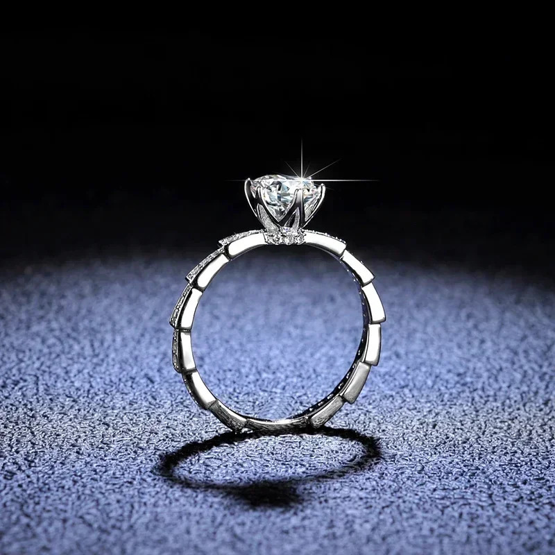 100% PT950 Platinum Ring 1 D Colored Club Ring Suitable for Womens Wedding Exquisite Jewelry Accessories Gifts 241007