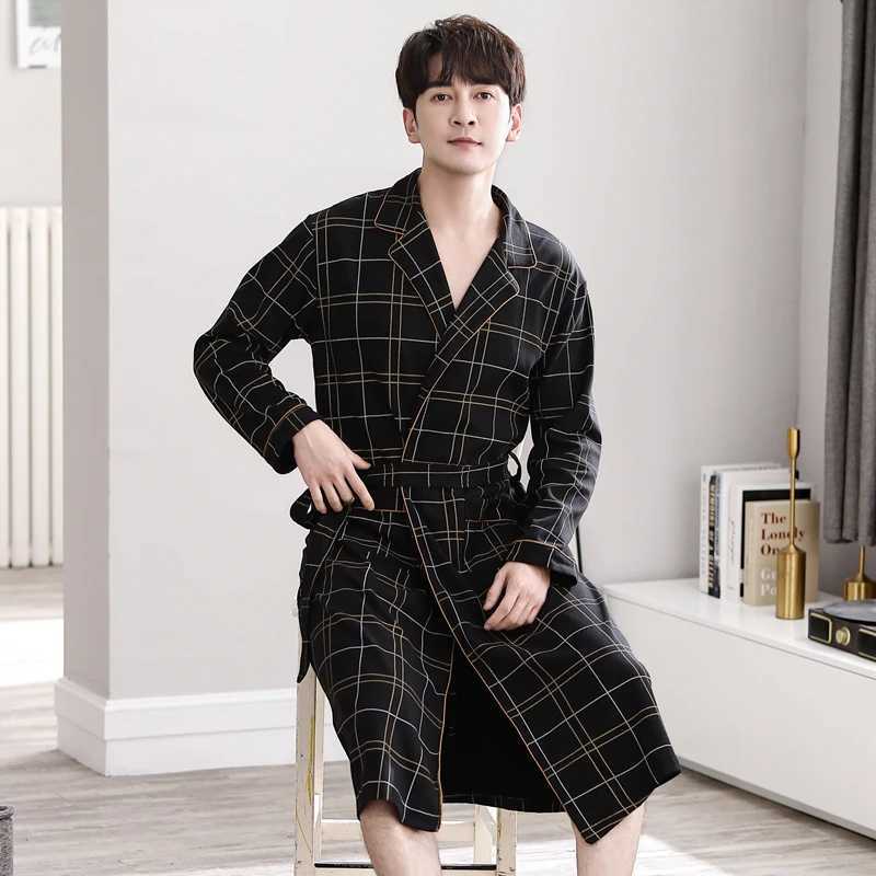Casual Plaid Men Long Nightgown Kimono Bathrobe Gown Cotton V-neck Intimate Lingerie Long Sleeve Spa Robes Sleepwear For MaleXJ241018