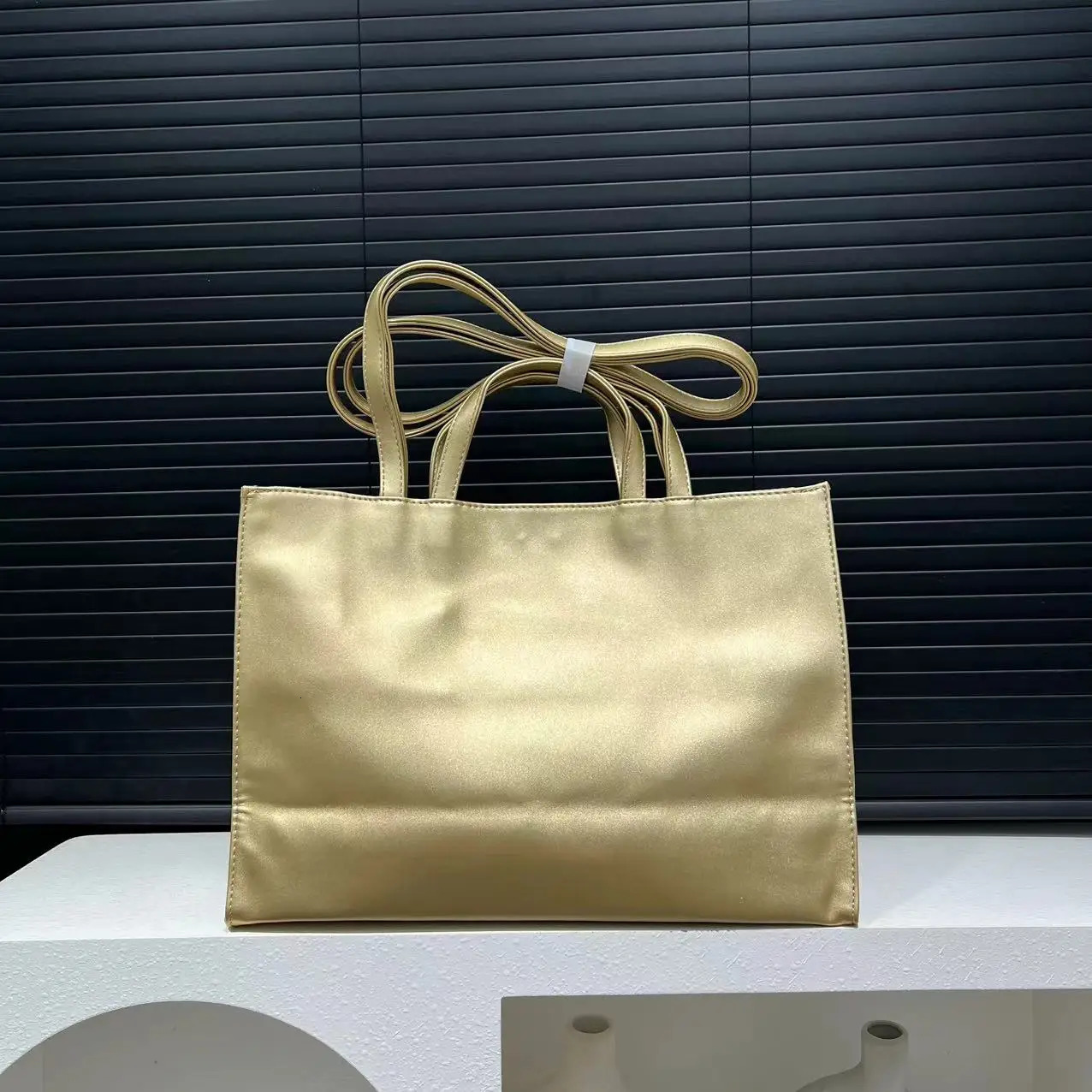 er Womens High Quality Shoulder Handbag Large Capacity Shopping Bag 241018