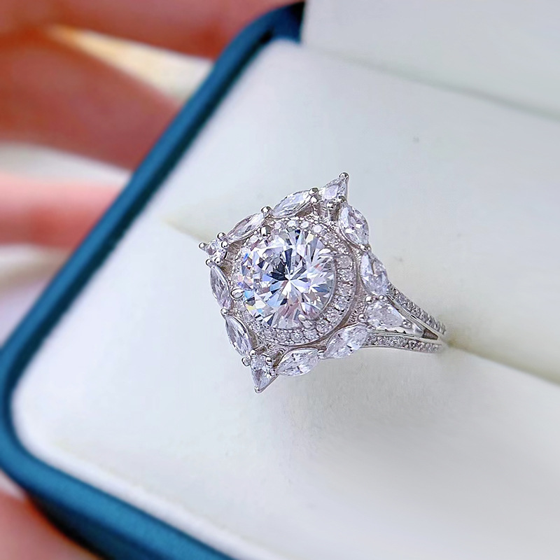 2024 Handmade Gorgeous SParkling Wedding Rings Luxury Jewelry Real 100% 925 Sterling Silver Round Cut White Moissanite Diamond Gemstones Party Women R