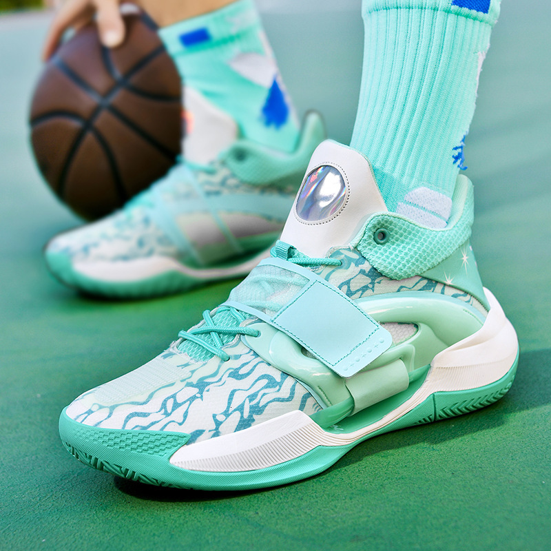 Running for boys and girls, junior high school adults, couples, basketball shoes, sports students, blue ball shoes