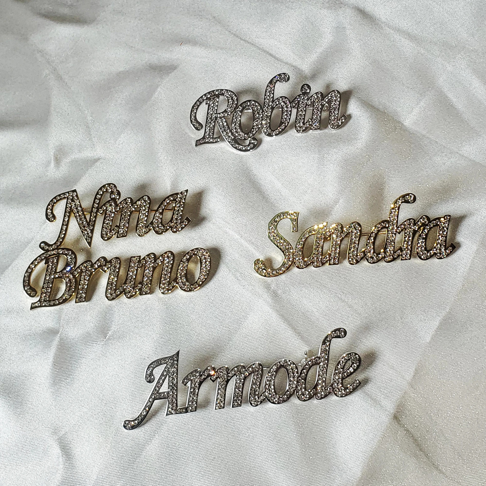 Stainless steel custom name brooch with crystal custom name plate womens lapel pin personalized wedding gift 241018