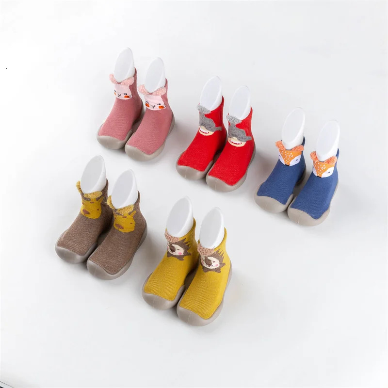 Spring and Fall Models of Childrens Walking Shoes Floor Socks Infant Nonslip Soft Bottom for Boys Girls Indoor 241018