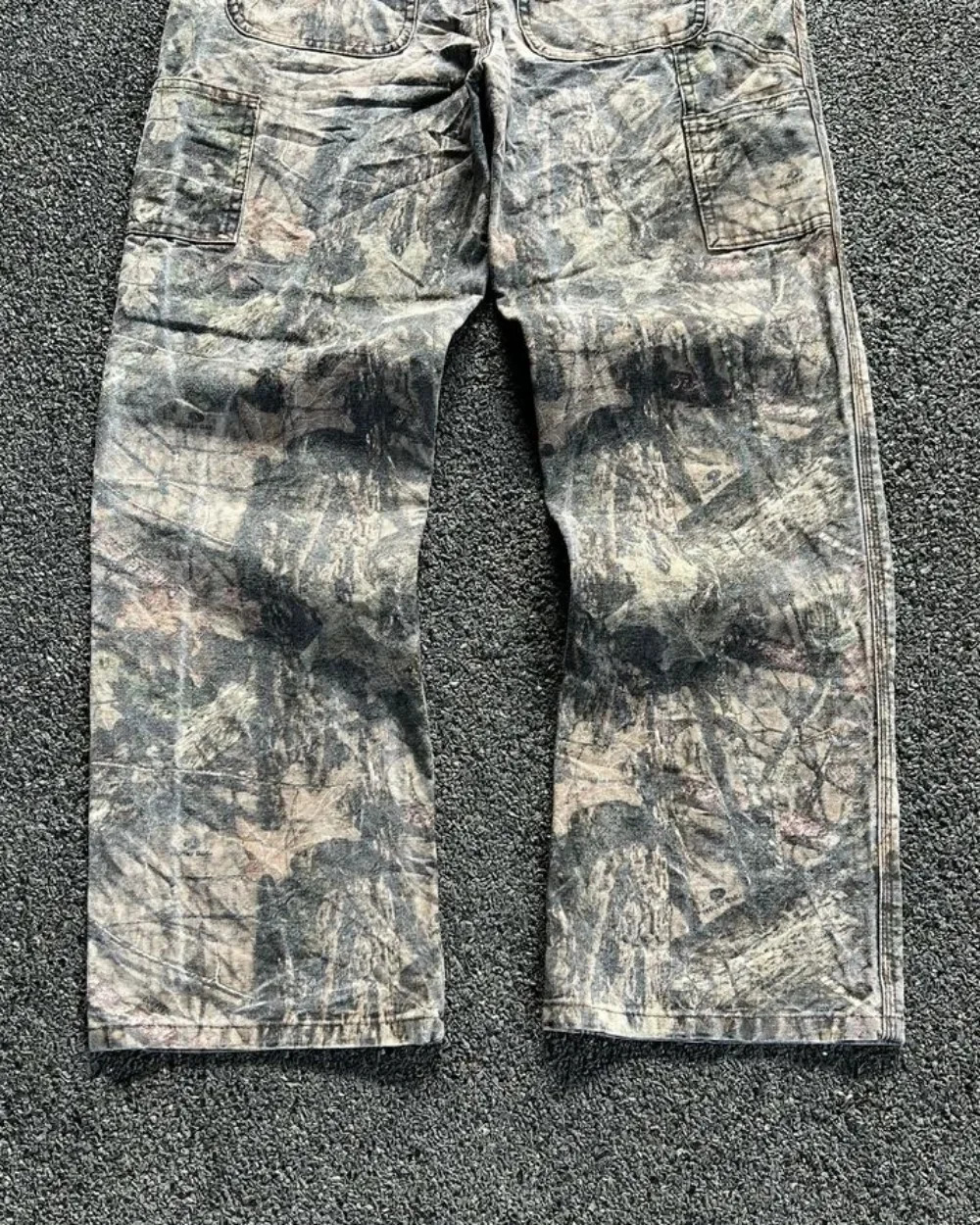 Y2k camouflage jeans American hip-hop retro oversized denim pants fashionable mens straight leg wide leg jeans 241019