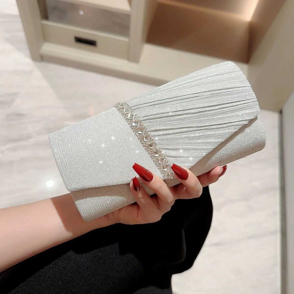 Womens Evening Clutch Bag Luxury Shining Rheinstone Letter Package Banquet Wallet Chain Diagonal Shoulder Bag 2024 Y241019