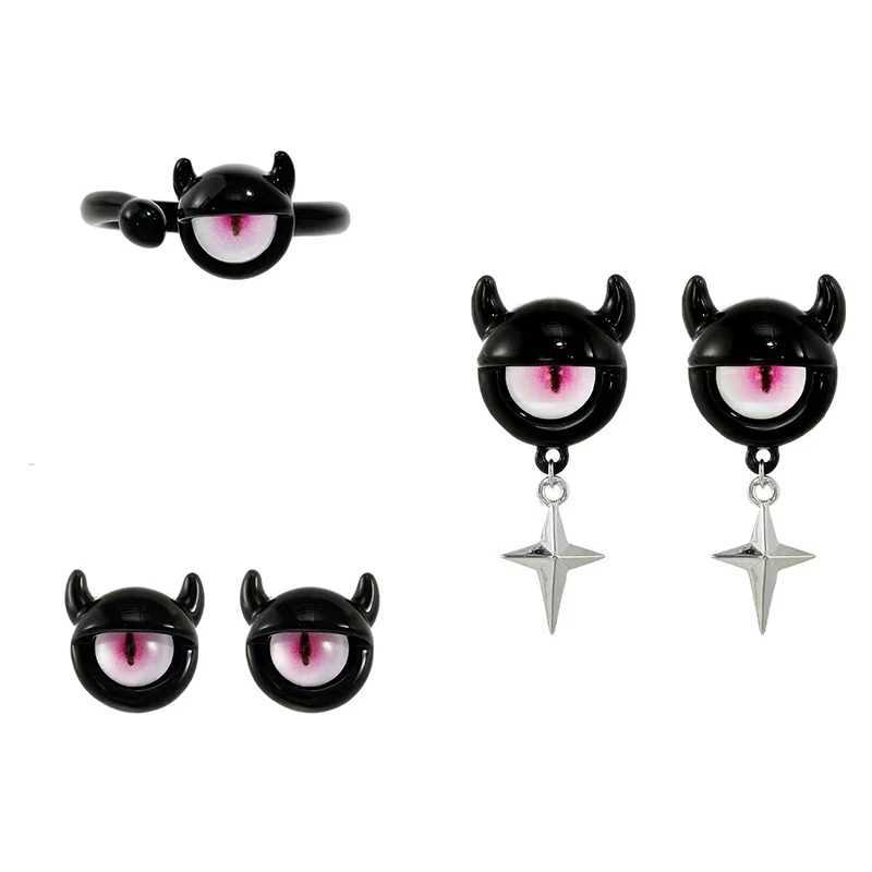 Cute red one eyed monster Halloween ring female anime black monster adjustable couple ring wedding ring jewelry gift Y241019