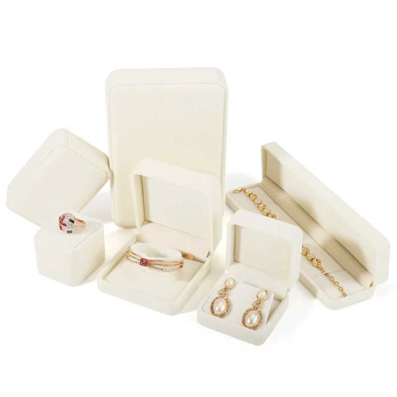 High quality beige velvet jewelry box ring earring holder pendant necklace container jewelry storage box W241019