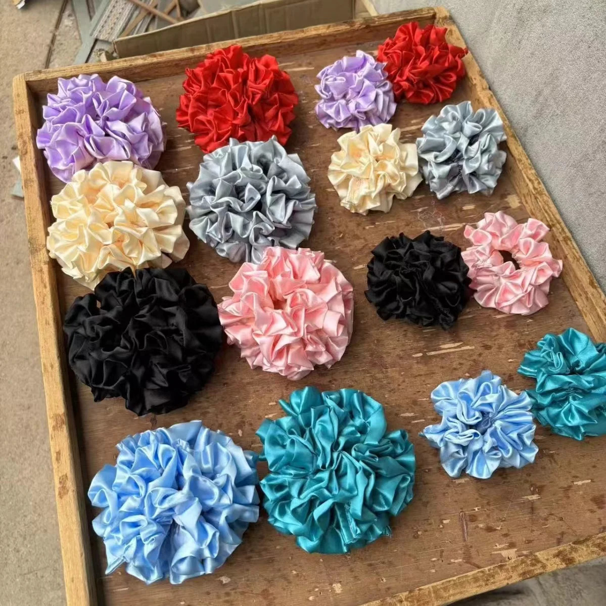 Korean womens colorful elastic headband tie hair strands large floral satin hair rope charming ponytail hair accessories 241018