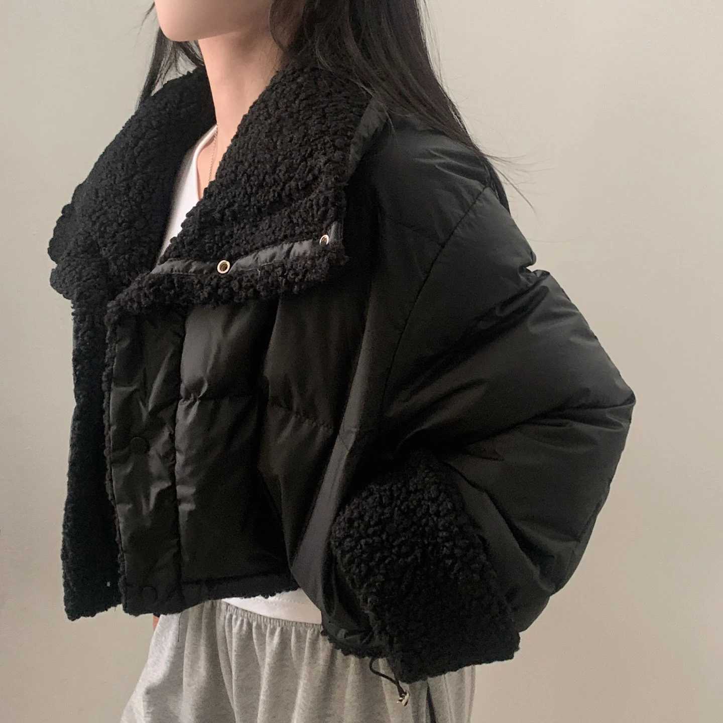 Women's Down Parkas Womens short cotton jacket single breasted lapel sheepskin velvet jacket autumn thick warm cotton jacket Y241019EGJ4