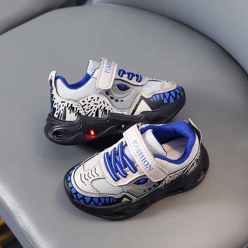 Athletic Outdoor 1-6 years of LED baby luminous shoes boys luminous childrens sports shoes childrens sports shoes anti slip childrens shoes LED flash 