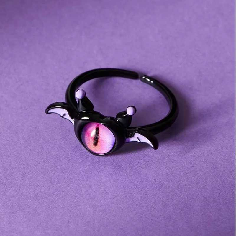 Cute red one eyed monster Halloween ring female anime black monster adjustable couple ring wedding ring jewelry gift Y241019