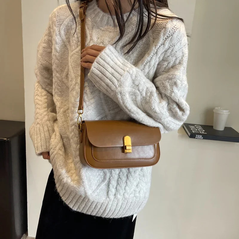 LEFTSIDE Fashion Mini Flip Pu Leather Cross Body Bag for Women Trend er Simple Solid Color Handbags and Wallets 241018