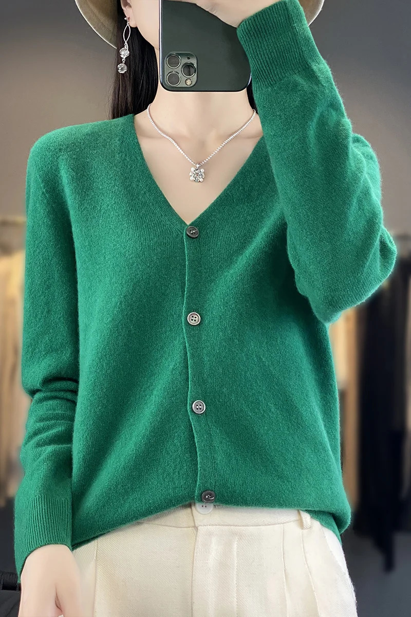 Long sleeved 100% Merino sweater wool spring and autumn cashmere womens knitted V-neck cardigan top 241019