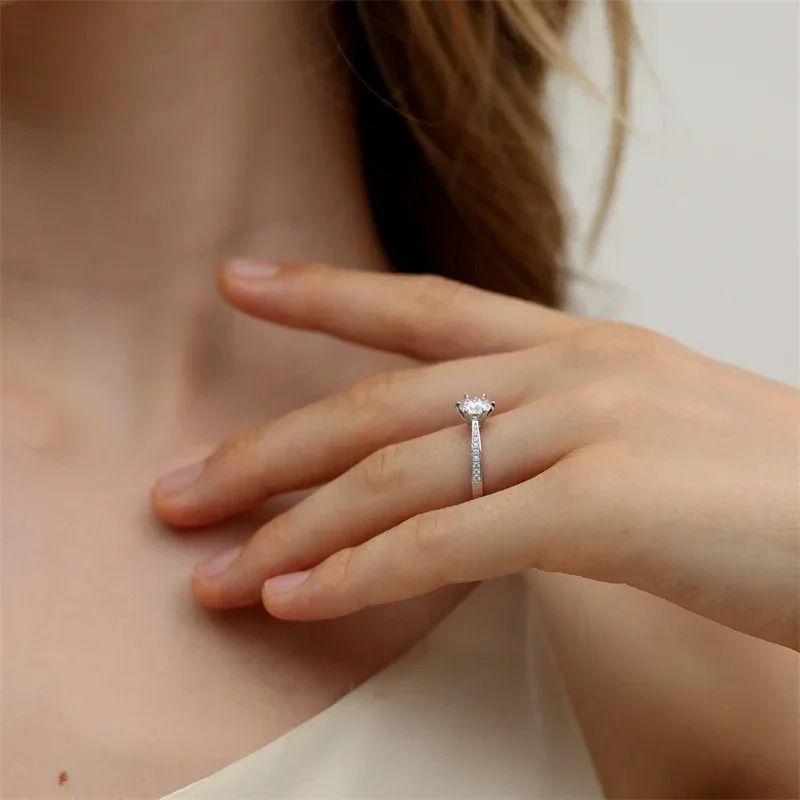 1ct 1.5ct 2ct Womens Wedding Ring Pure Silver Round Shining Diamond Card Engagement Ring Gift 241007