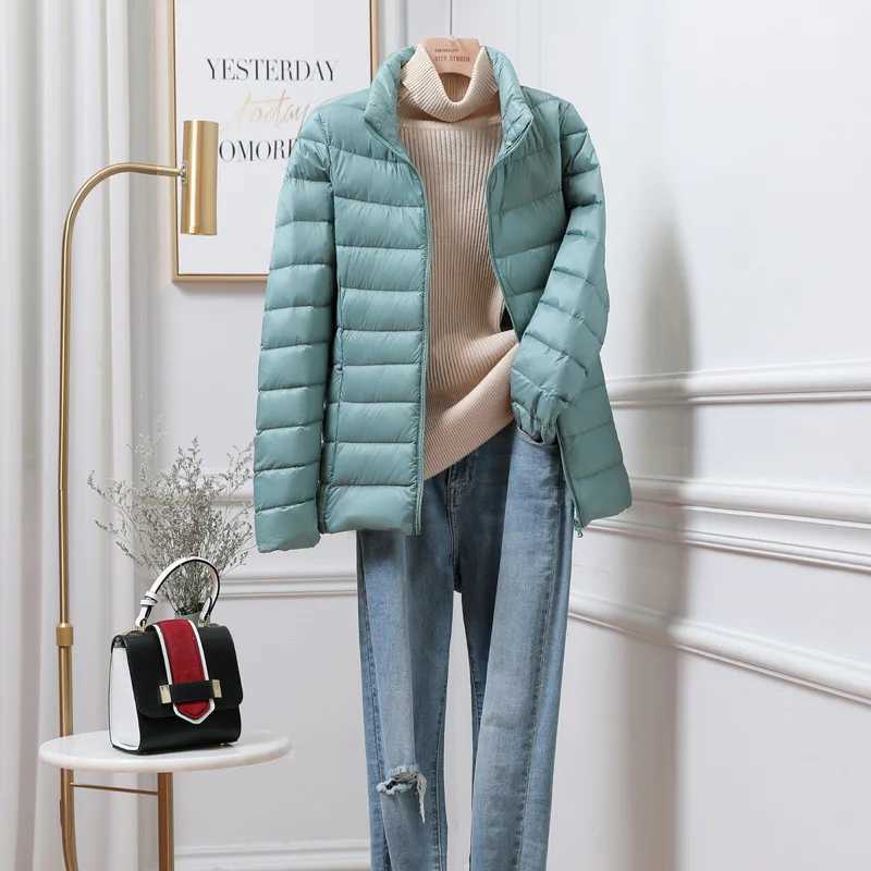 15 Colors Female Slim Fit Short Portable Windproof Puffer Jacket New Women Autumn Winter Packable Ultra Light Weight Down CoatX241019
