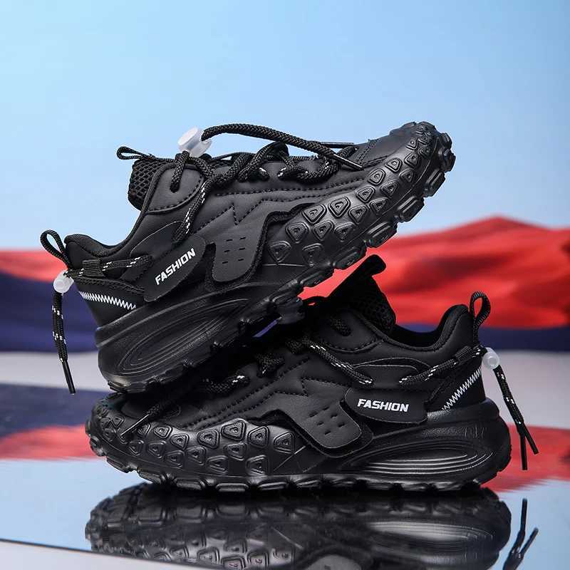 Athletic Outdoor Childrens sports shoes for boys and girls running tennis shoes lightweight and breathable sports H241019