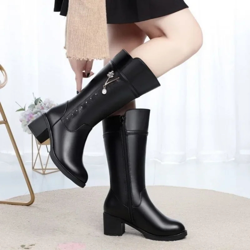 Warm wool lining womens mid calf boots soft leather long tube mom cotton shoes winter fashion boots high rubber upper 241018
