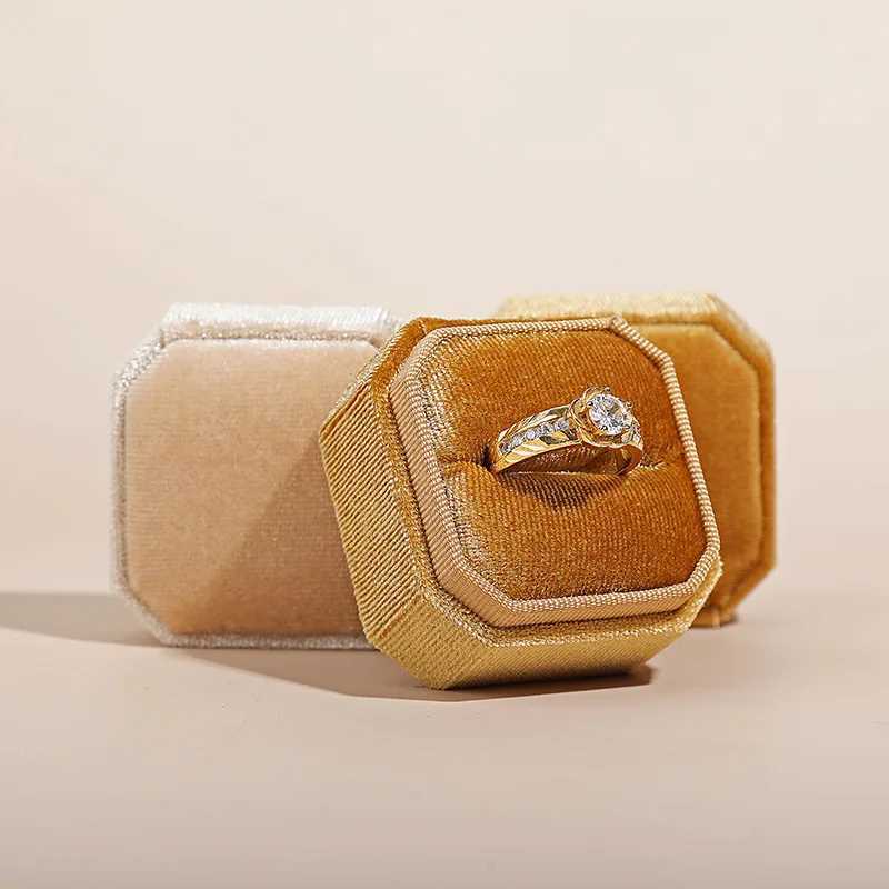 Retro octagonal square velvet single ring and double ring box with detachable headband earrings recommended as engagement gift W241019