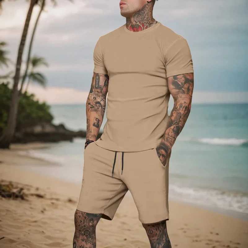 2024 New Mens Sportswear Short Sleeve T-shirt and Sportswear Summer Casual Jogging Pants Set Mens Two Piece Set W241018