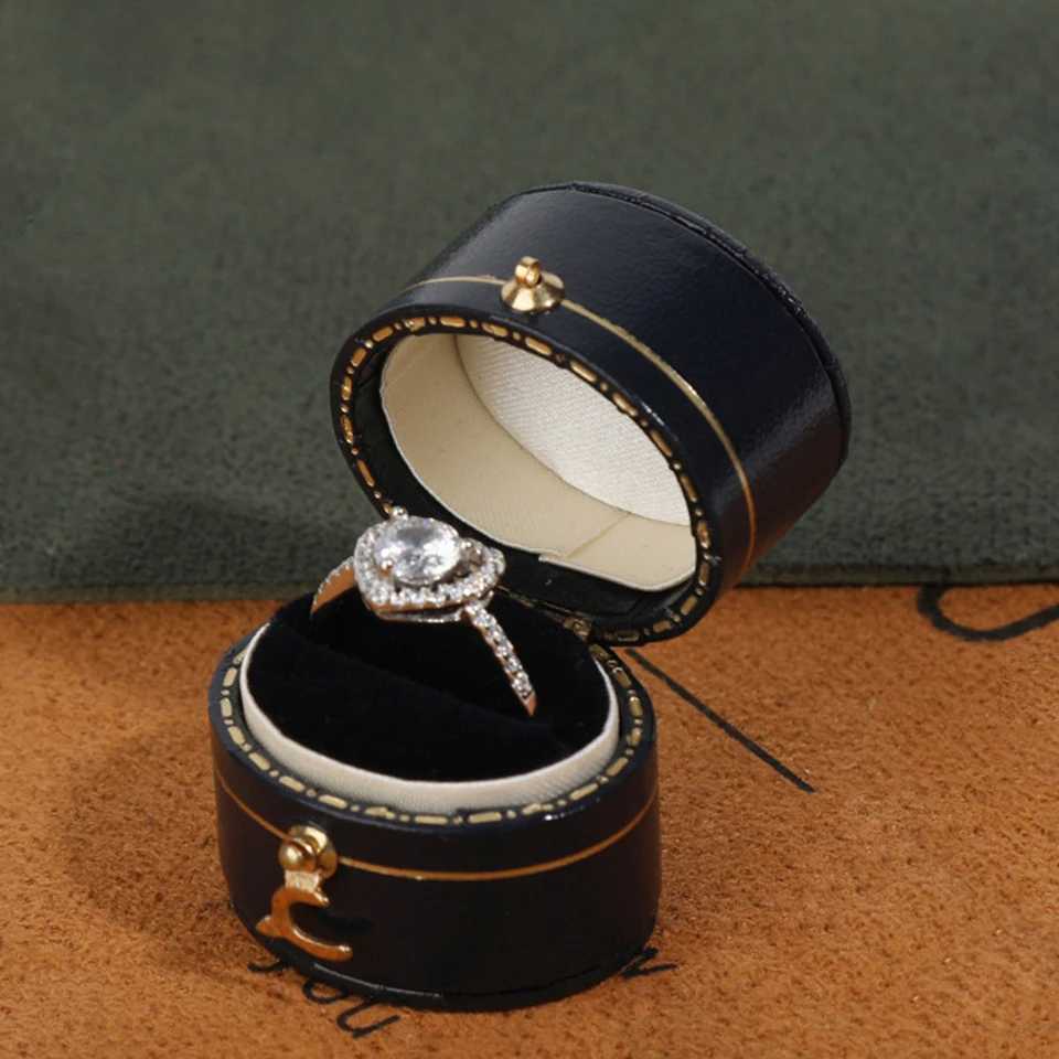 Vintage Mini Ring Box Diamond Ring Box Suggestions Wedding Ceremony Jewelry Photos Jewelry Props W241019