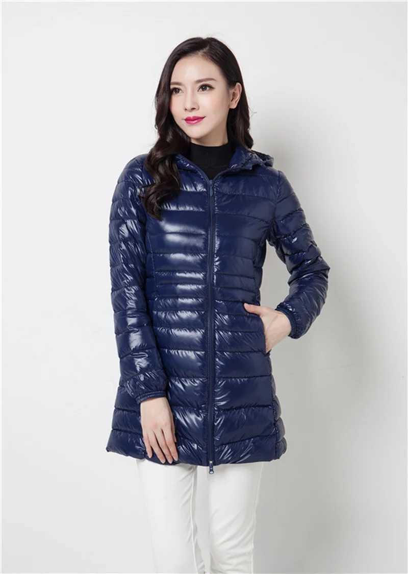 Women Spring/Autumn Ultra Lightweight Quilted Jacket 2023 New Woman Water and Wind-Resistant Big Size women Hoodies coatX241019