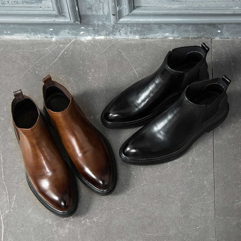 Martin Boot Oversized Pointed Chelsea Boots English Slip-on Leather Ankle Boots Business Mens Boots Model Fashion Boots 240927