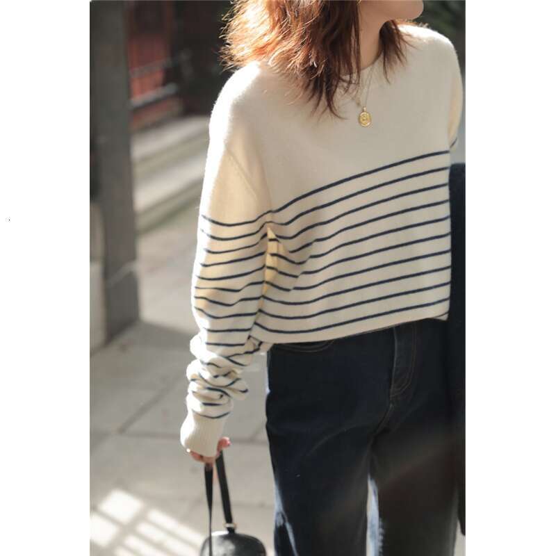 Vintage Commuter Stripe Round Neck Cashmere For Women Spring And Autumn Loose Jumper Temperament Wool Base Sweater