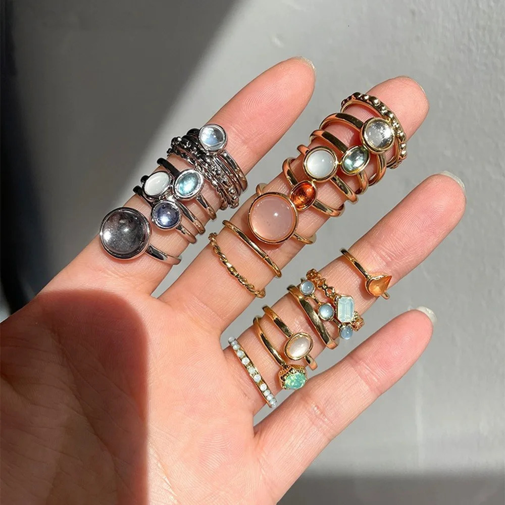 Vintage Colorful Crystal Stone Rings Set for Women Trendy Gold Silver Color Glazed Ring Geometric Resin Party Jewelry 241010