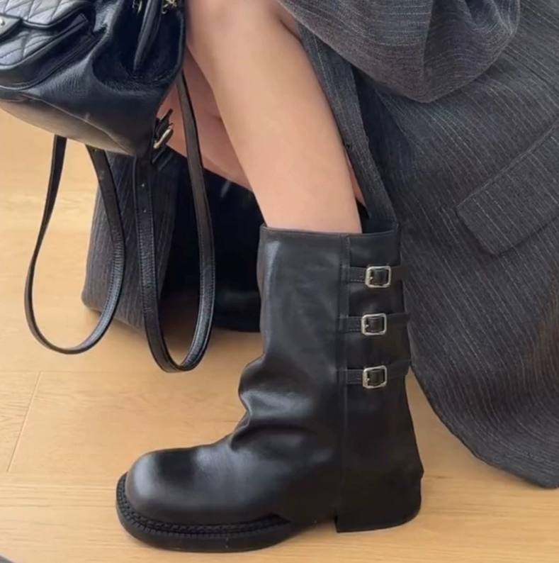 Women Fashion Winter Boots Trendy Wear Soft Leather Vintage Design Casual Style Versatile Chunky Heel Triple Black Brown fashion