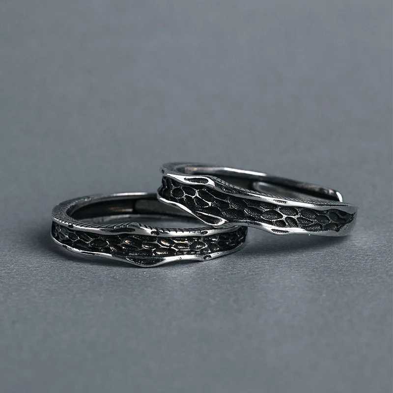 Abyss ring is a niche design for men and women featuring fashionable individuality and a cold style index ring that can be adjusted for couples Y24101