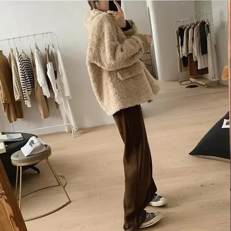 Winter wool jacket womens synthetic wool coat womens suede fur coat mens warm and thick sheepskin coat 241007