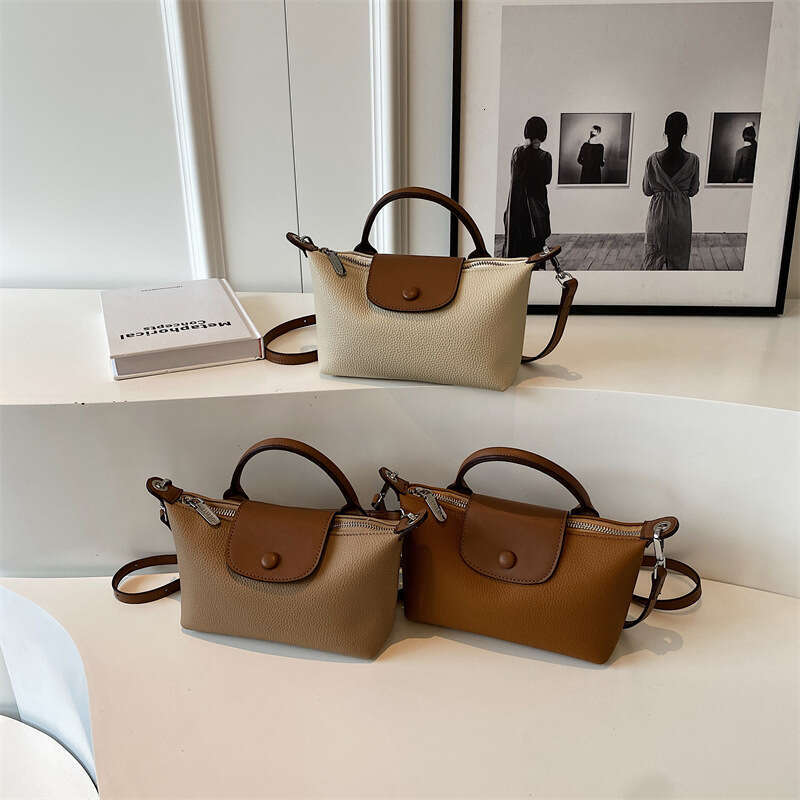 hot Trending Crossbody Bags for Women: Versatile & Stylish Fashion Bag