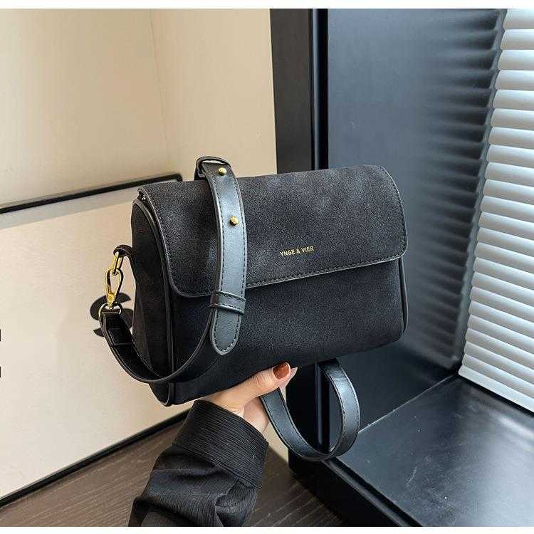 CMM Popular Bags for Women New Trendy High End Suede Small Square Bag Autumn and Winter Single Shoulder Crossbody Bag