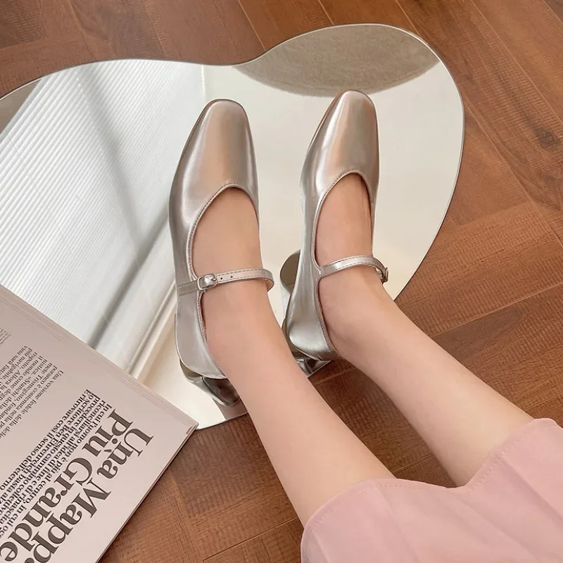 Summer Womens Flat Shoes Fashion Shallow Womens Casual Soft Mary Shoes Outdoor Dresses Flat Shoes Ballet Shoes 241019