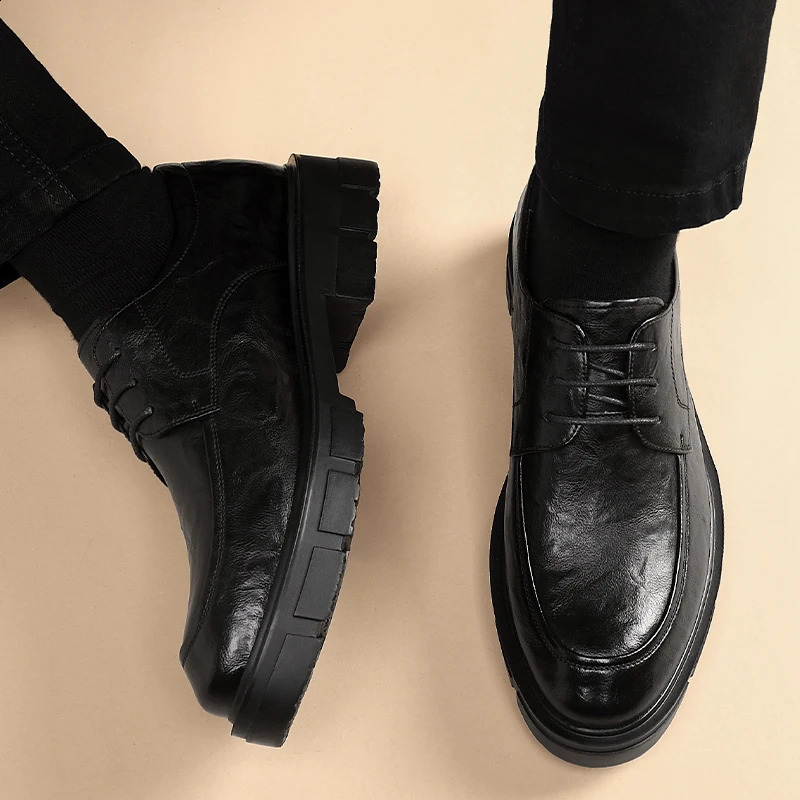 Mens dress elevator shoe platform breathable elevator casual business leather high heels 5/8/10CM high mens shoes 241019