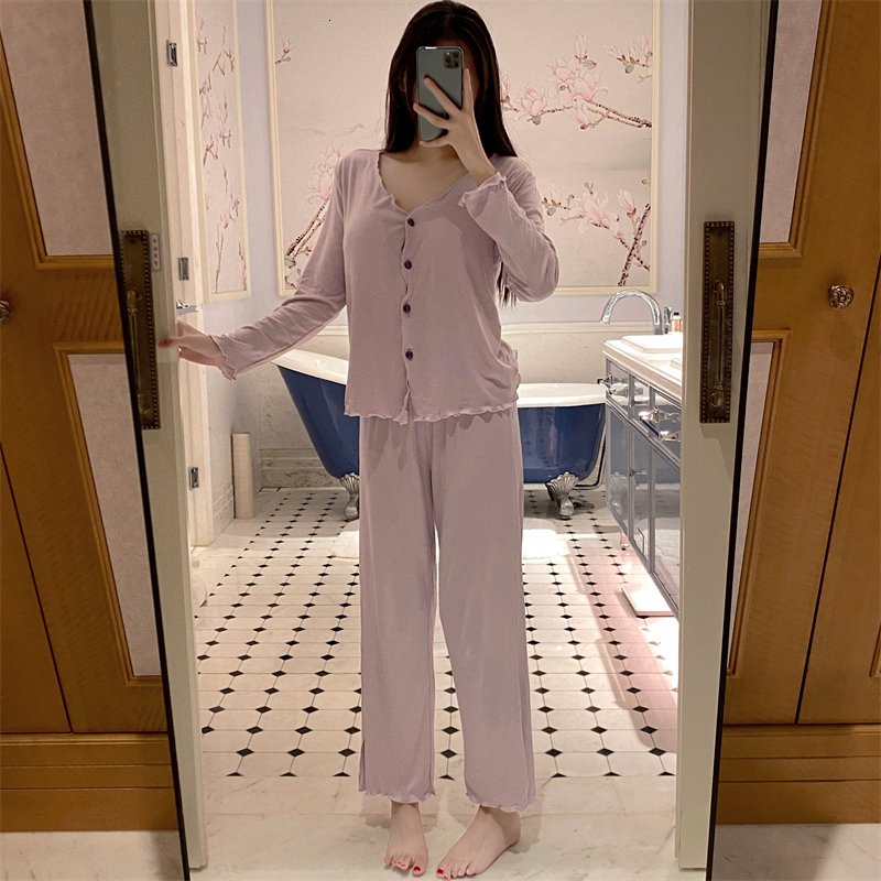 2025 New designer women s oversized cotton fashion V neck sexy simple sweet warm long sleeved pants set Pamas home clothes