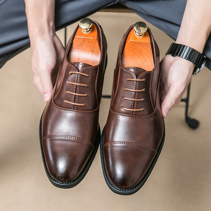 mens shoes business leather shoes mens comfort point social shoes mens black casual wedding shoes 241019